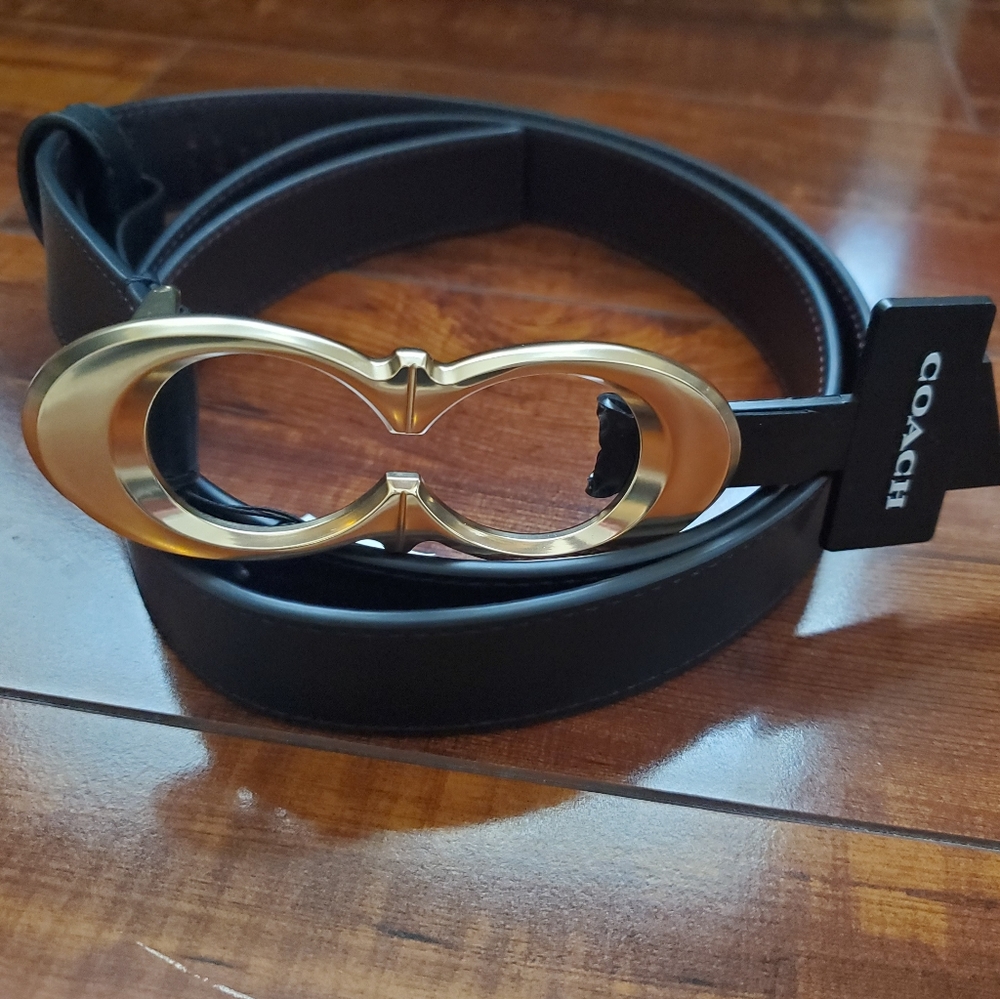Coach Signature Buckle belt